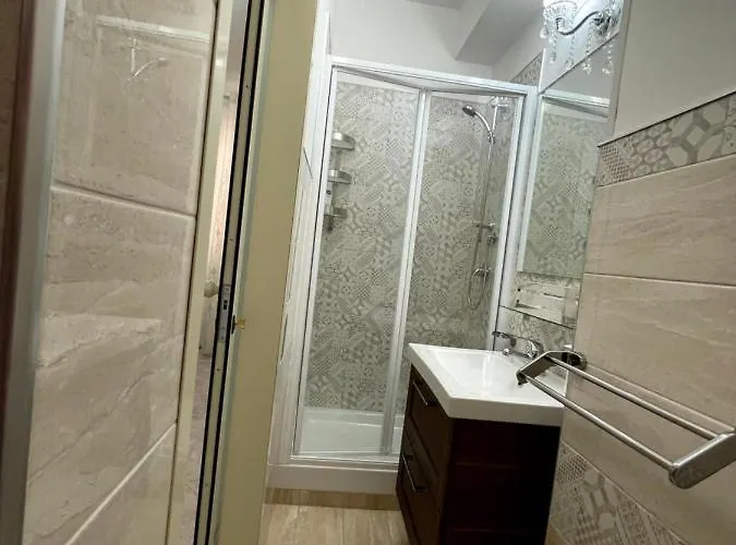 Le Lumie 3* פקינו